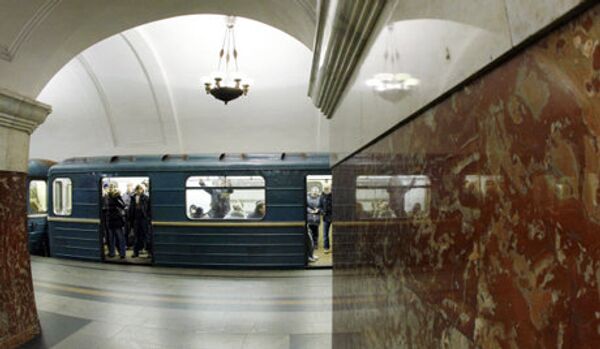 La musique de l'hiver dans le métro de Moscou - Sputnik Afrique