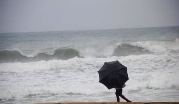 Un cyclone tropical dangereux s’approche de l’île de la Réunion - Sputnik Afrique