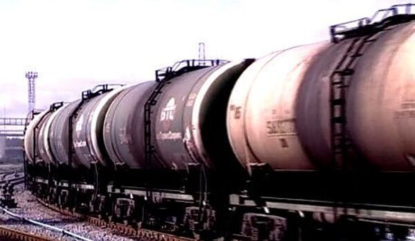 Sept wagon-citernes de pétrole ont déraillé et pris le feu en Azerbaïdjan - Sputnik Afrique