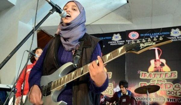 Cachemire : un groupe de rock féminin s’est dissout à cause des menaces des islamistes - Sputnik Afrique