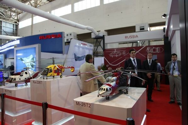 Aero India 2013 : la conférence de presse de la délégation russe - Sputnik Afrique