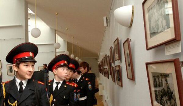 Les élèves de l’École militaire de Saint-Cyr à la rencontre des cadets russes - Sputnik Afrique