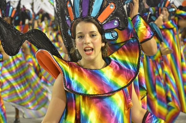 Toutes les couleurs du carnaval à Rio de Janeiro - Sputnik Afrique