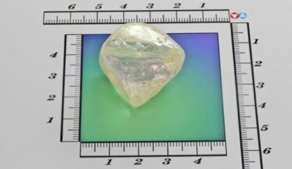 ALROSA a extrait un diamant de 145,44 carats - Sputnik Afrique