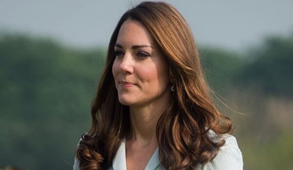 GB : la famille royale condamne des photos de Kate enceinte en maillot de bain - Sputnik Afrique