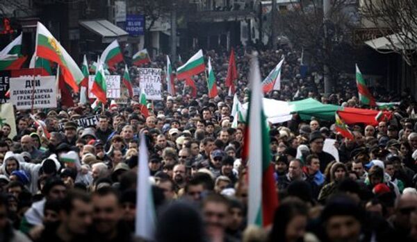Bulgarie : jet d'œufs pour protester contre la hausse des tarifs - Sputnik Afrique