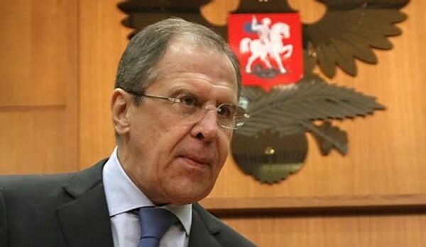La Russie et les États-Unis utilisent toutes leurs chances pour entamer le dialogue en Syrie (Lavrov) - Sputnik Afrique