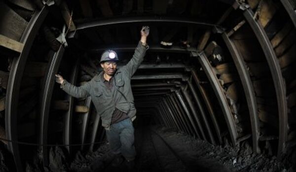 Accident dans une mine de charbon chinoise : 25 victimes - Sputnik Afrique