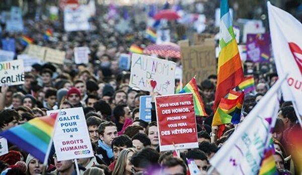 Une action massive contre le mariage homosexuel a lieu à Paris - Sputnik Afrique