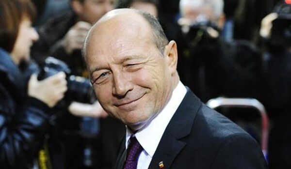 La Roumanie a réussi à surmonter la crise économique (Traian Basescu) - Sputnik Afrique