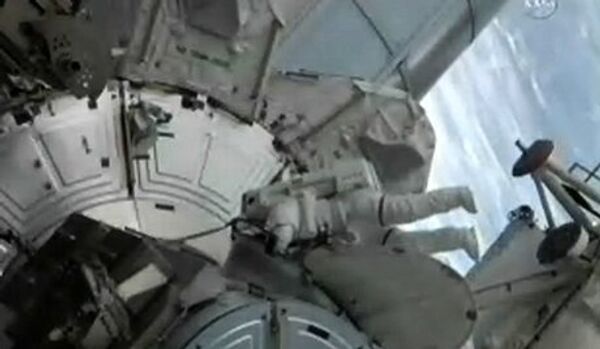 Les astronautes de l'ISS se préparent à sortir dans l’espace - Sputnik Afrique