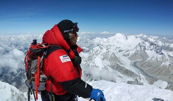 Un Japonais de 80 ans qui a conquis l'Everest refuse de descendre - Sputnik Afrique