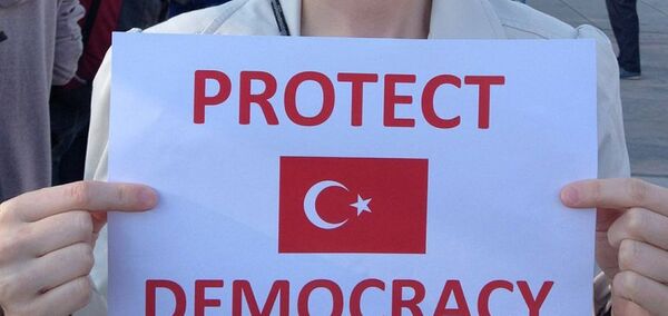 Turquie : l’opposition commence les pourparlers avec le gouvernement Turquie : l’opposition commence les pourparlers avec le gouvernement - Sputnik Afrique