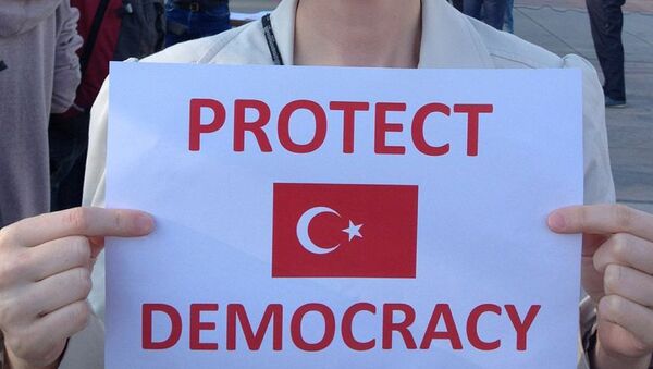 Turquie : l’opposition commence les pourparlers avec le gouvernement - Sputnik Afrique
