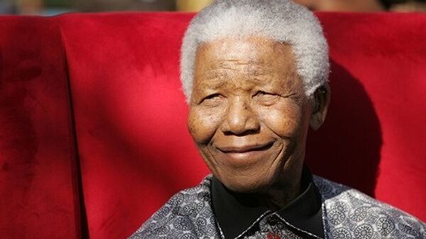 Les autorités Sud-africaines: Mandela ne se trouvait jamais dans un état végétatif - Sputnik Afrique