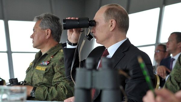 Poutine demande d'éviter les risques pendant les manoeuvres militaires - Sputnik Afrique