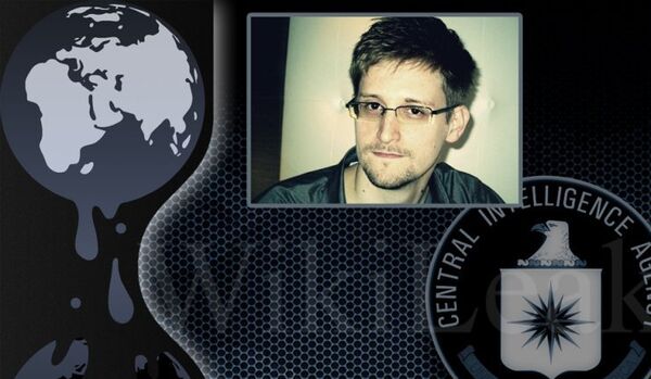 Le père de Snowden a demandé à Obama d'arrêter la persécution de son fils - Sputnik Afrique