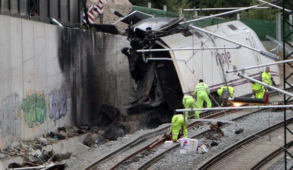 L'un des passagers blessés du train déraillé en Espagne est décédé - Sputnik Afrique