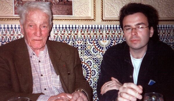 Marcel Haedrich et Olivier Renault en 1994 à Paris - Sputnik Afrique