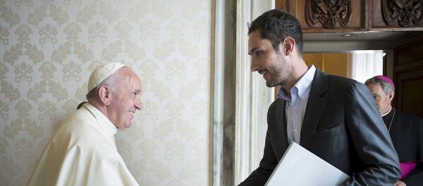 Le Pape François rencontre le fondateur d'Instagram Kevin Systrom - Sputnik Afrique