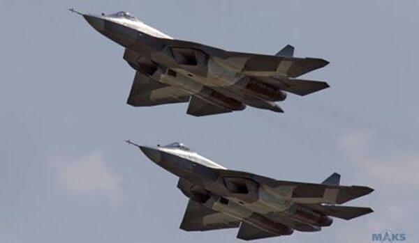 MAKS 2013 : vol de démonstration des chasseurs russes T-50 - Sputnik Afrique