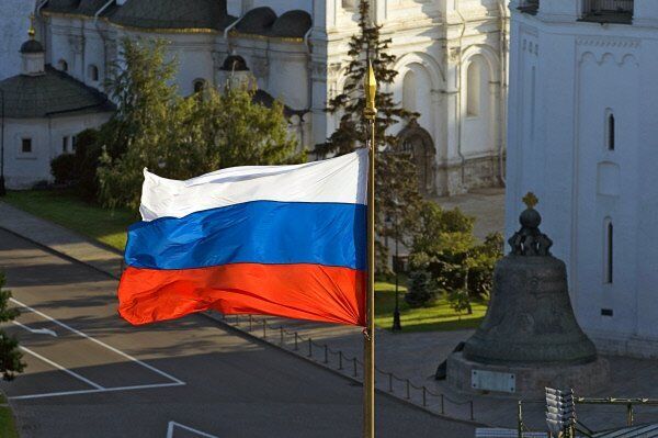 La Russie célèbre la Journée du drapeau national - Sputnik Afrique