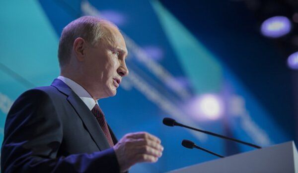 Poutine : il est encore prématuré de parler des élections de 2018 - Sputnik Afrique