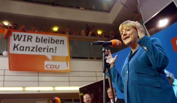 Elections allemandes : les partisans d’Angela Merkel fêtent la victoire - Sputnik Afrique