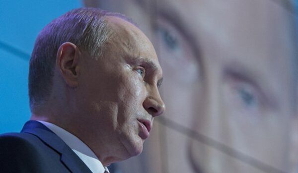 Vladimir Poutine : la Russie ne peut exister qu’en restant multiethnique - Sputnik Afrique