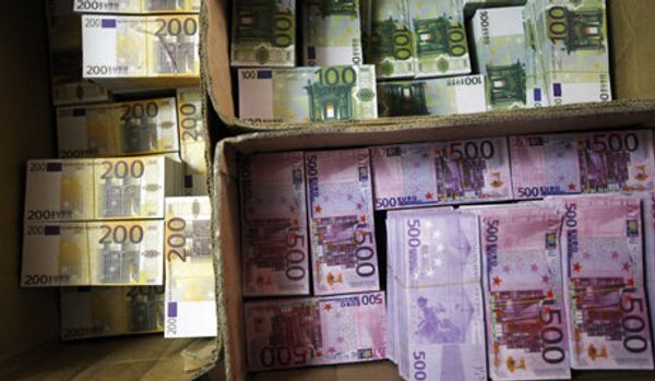 Les faux-monnayeurs portent un préjudice de plusieurs millions d’euros à l’économie de l’UE - Sputnik Afrique