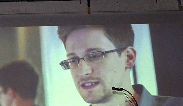 Snowden reçoit un prix « pour son honnêteté et sa probité » - Sputnik Afrique