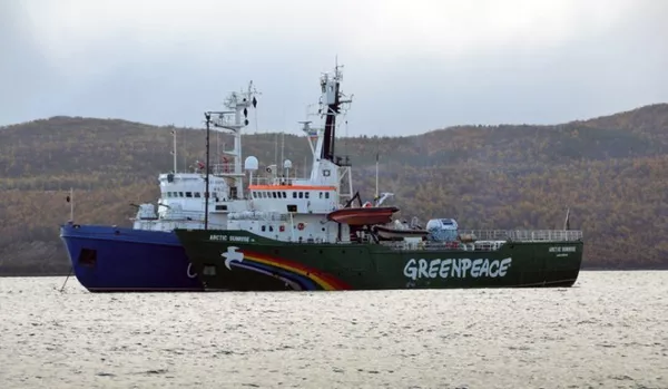 Greenpeace : les accusations de piraterie requalifiées en hooliganisme - Sputnik Afrique