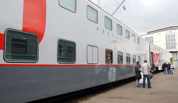 Le premier train à deux étages démarre de Moscou à destination de Sotchi - Sputnik Afrique