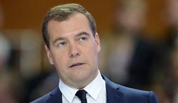 Medvedev : l'affaire Greenpeace sera examinée dans le respect de la loi - Sputnik Afrique