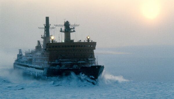 La flotte de brise-glaces : gage de la puissance russe dans l’Arctique - Sputnik Afrique