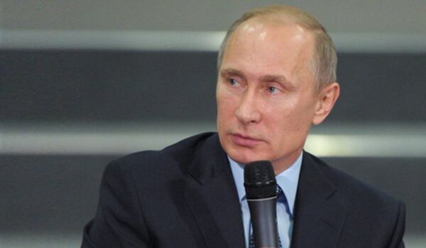 Poutine : la Russie lancera cinq satellites militaires cette année - Sputnik Afrique