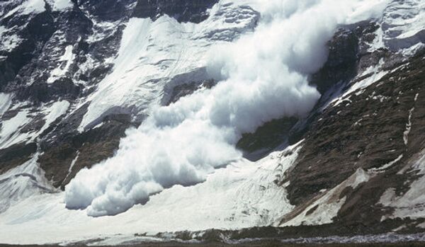Trois personnes tuées par des avalanches dans les Alpes - Sputnik Afrique