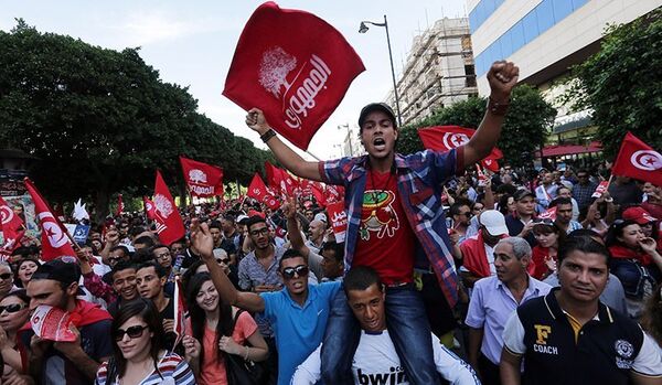 La Tunisie sort de la crise politique - Sputnik Afrique