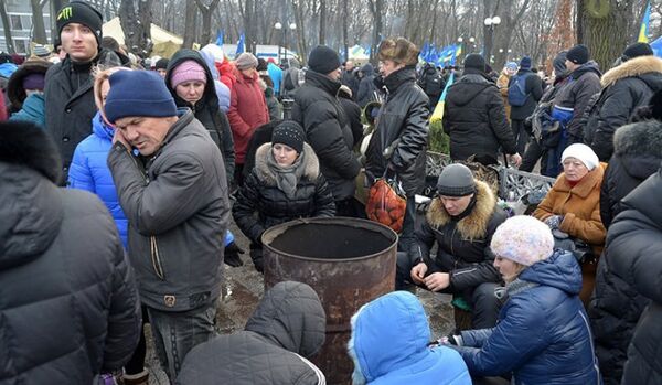 Ukraine : un tribunal interdit les manifestations au centre de Kiev - Sputnik Afrique