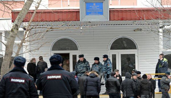 Le preneur d’otages dans une école de Moscou arrêté - Sputnik Afrique
