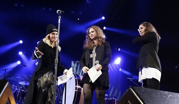 Madonna et les Pussy Riot ont chanté sur la même scène - Sputnik Afrique