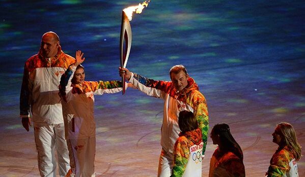 La flamme olympique allumée - Sputnik Afrique