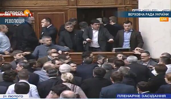 Ukraine : la Rada interdit le recours à la force contre les manifestants - Sputnik Afrique