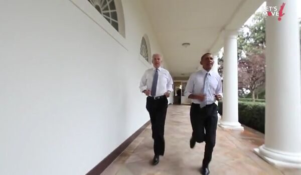Obama et Biden font de la course à pied à la Maison Blanche (Vidéo) - Sputnik Afrique