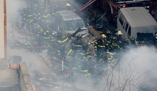 New York : l’effondrement du bâtiment est dû à une fuite de gaz (maire) - Sputnik Afrique