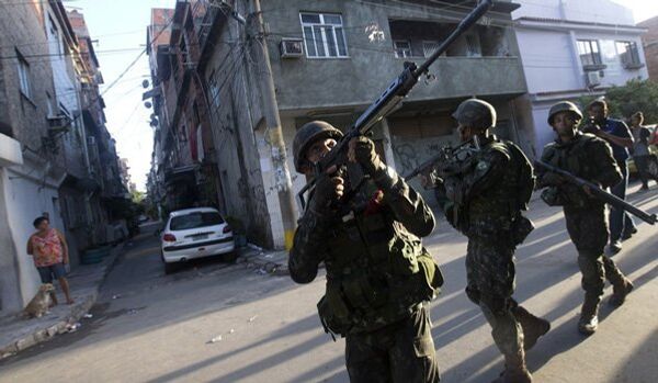 Le Brésil a introduit des troupes dans les favelas de Rio de Janeiro - Sputnik Afrique