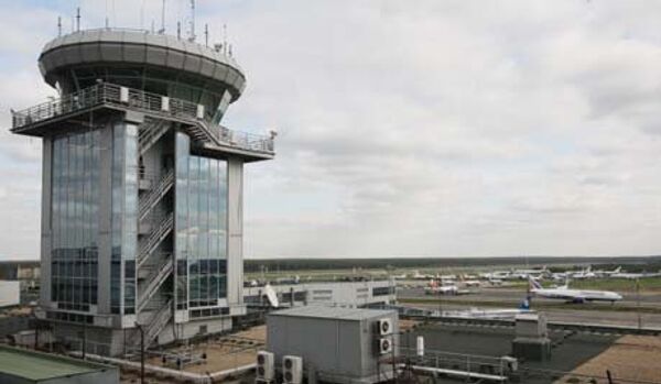 Aéroport de Domodedovo : ayant raté son avion, elle déclare avoir une bombe sur elle - Sputnik Afrique