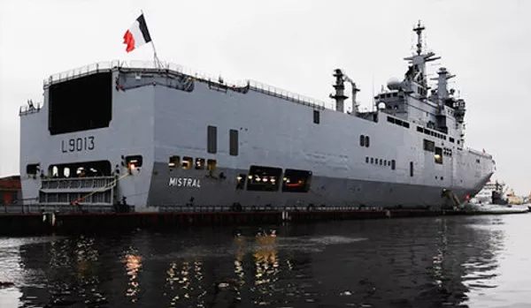 Mistral pour la Russie : la France fournira le système de combat Senit-9 - Sputnik Afrique