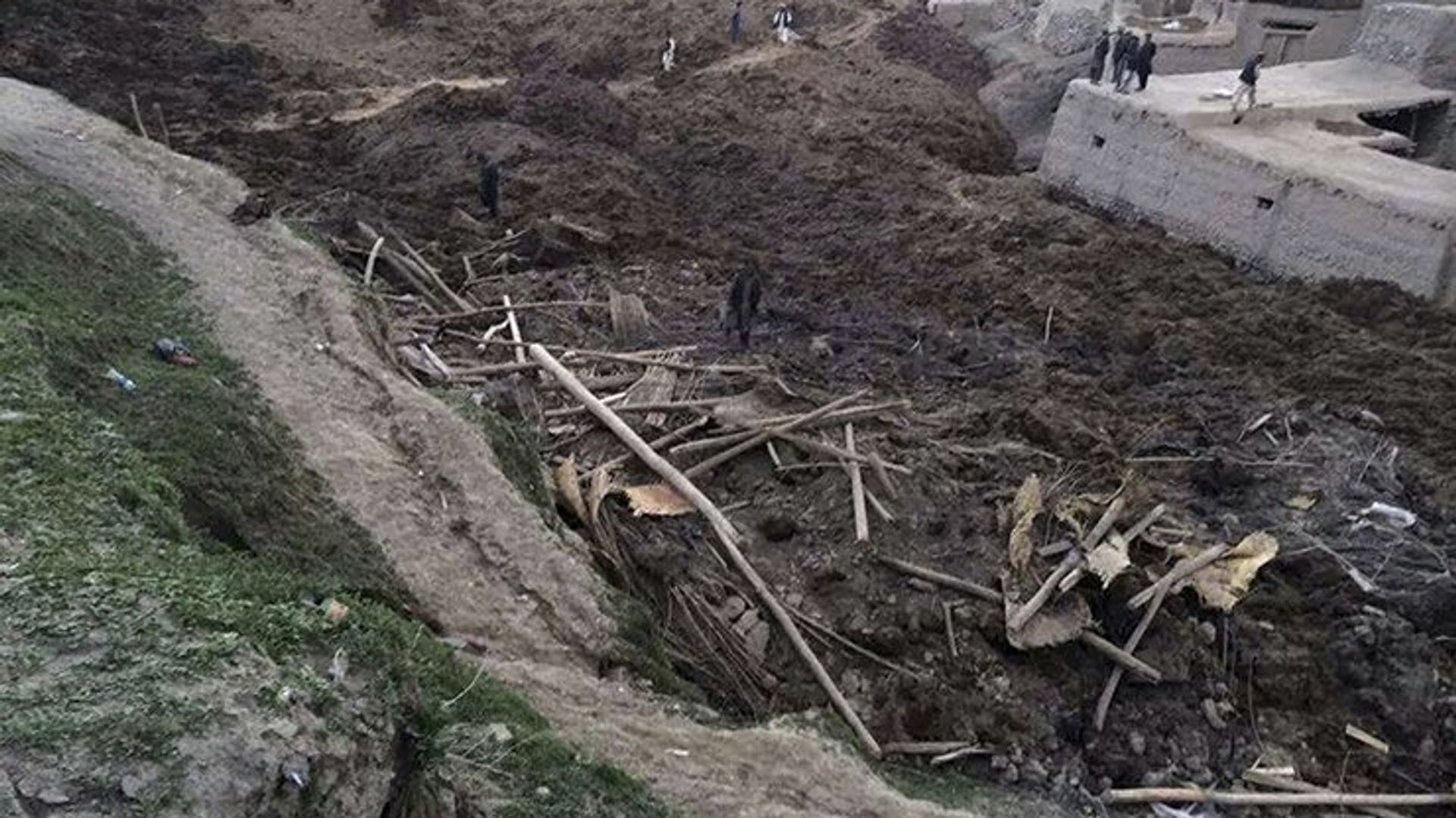 Afghanistan : environ 2000 personnes sont portées disparues suite à des glissements de terrain - Sputnik Afrique, 1920, 22.12.2021