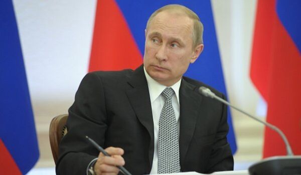 Ukraine : Poutine soutient l'idée d'une table ronde internationale - Sputnik Afrique